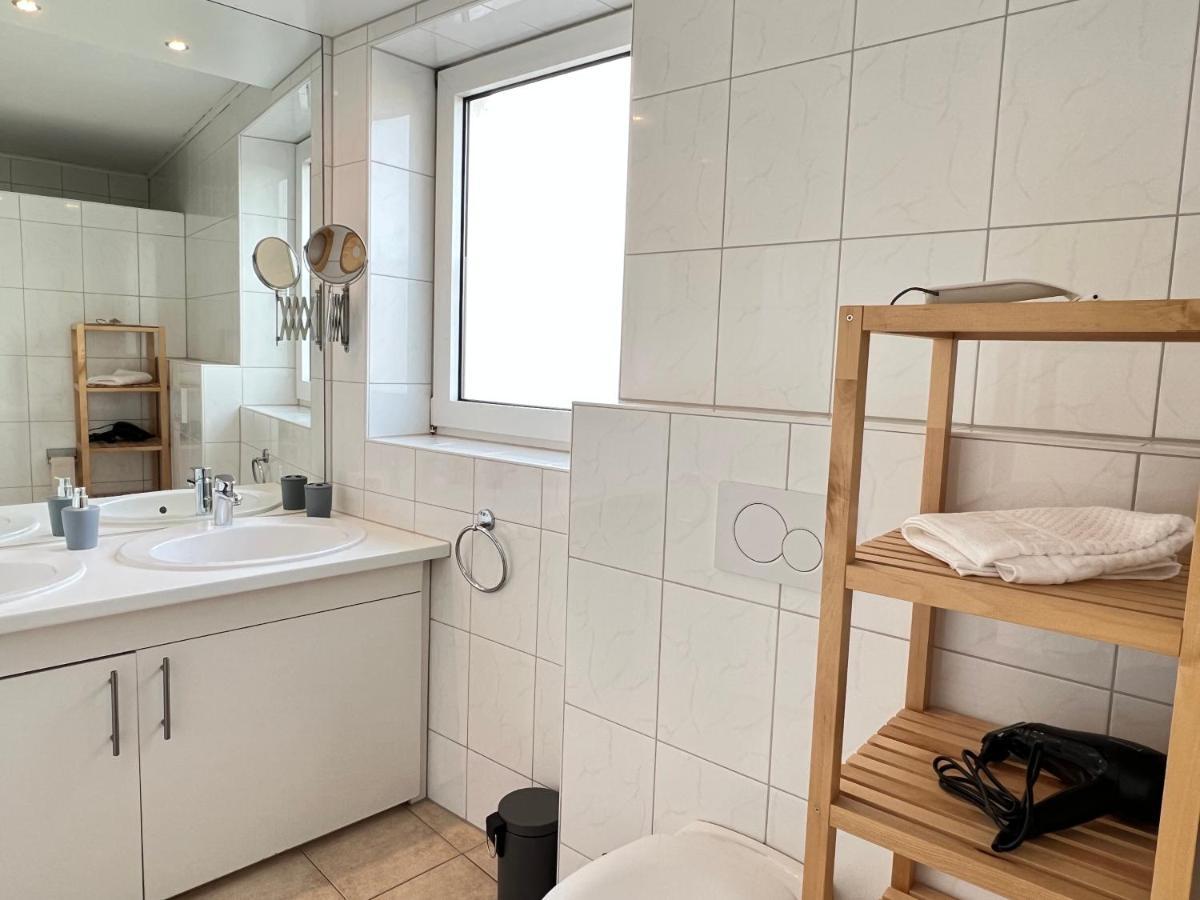 Der Schwan 7 - 3 Schlafzimmer - 2 Balkone - Zentral - 100 Qm Duren Екстер'єр фото