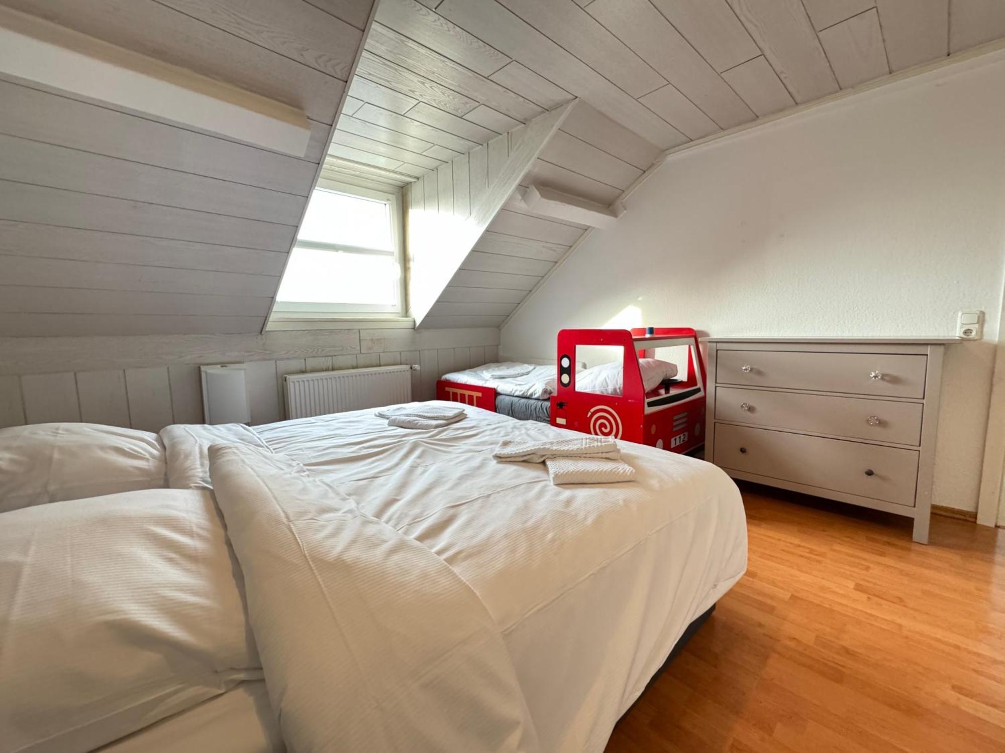 Der Schwan 7 - 3 Schlafzimmer - 2 Balkone - Zentral - 100 Qm Duren Екстер'єр фото